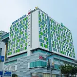 Republic Airport Apartment Free Swimming Pool