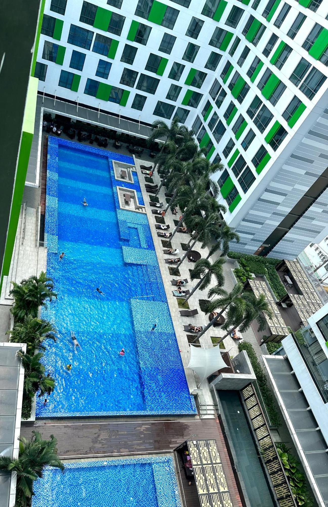 Republic Airport Free Swimming Pool TP. Hồ Chí Minh